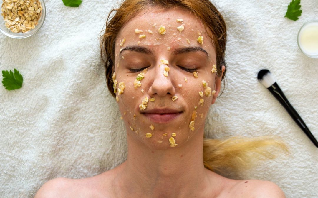 Secrets de beauté des célébrités avec les masques visage maison